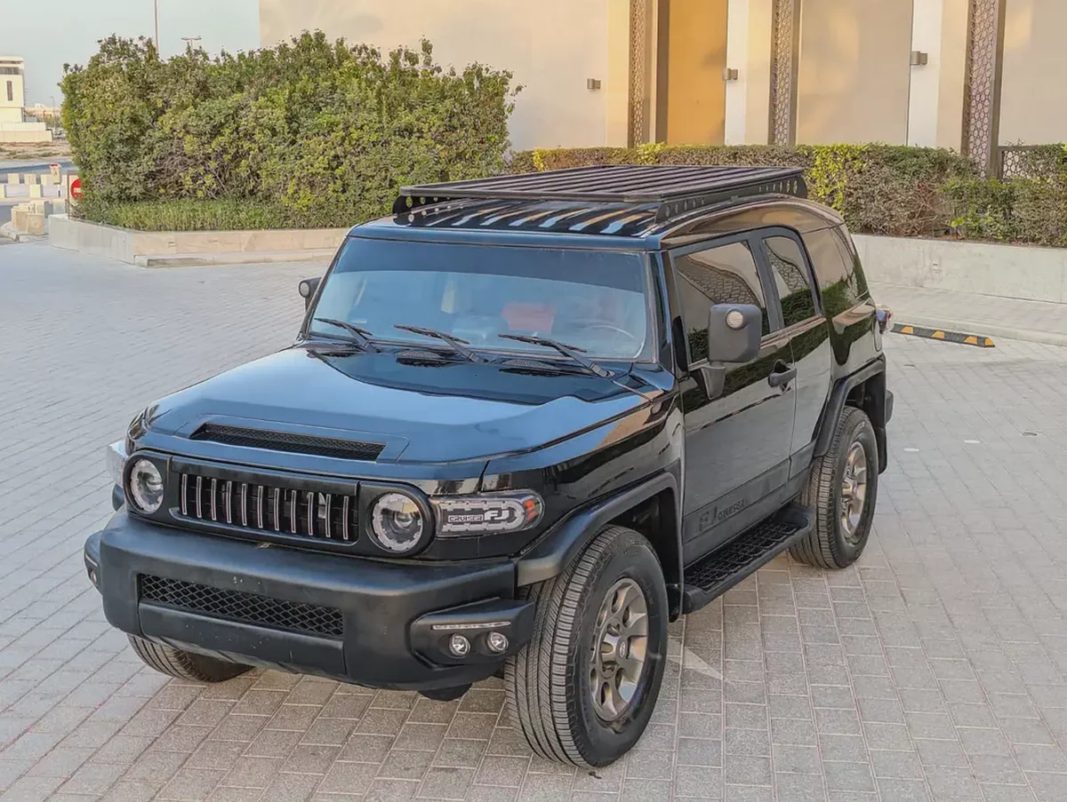 Toyota FJ Cruiser 2011 | GCC Specs | 4.0L V6 | Off-Road Legend | Excellent Condition-5-5