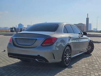 Mercedes Benz C200 GCC 2015 Premium Condition With Low KM Perfect Family Luxury Sedan-13