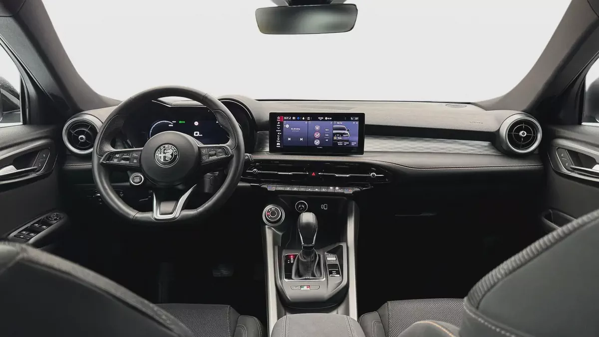 0% DP | AED 1,486/ Month | Alfa Romeo | Tonale Ti | 2024 | Gargash Warranty and Service-8-8