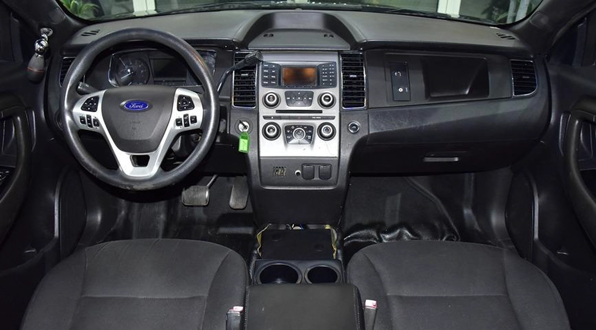 Ford Taurus ( 2015 Model ) in Black Color American Specs