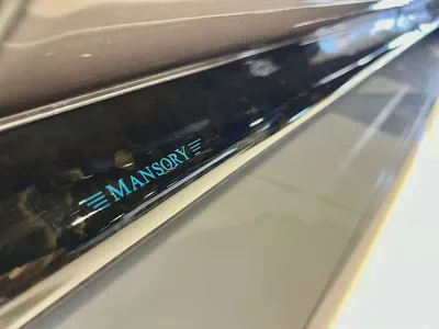 ROLLS ROYCE CULLINAN BLACK BADGE / 2021 / 34,348KMs ONLY / STARLIGHTS / MANSORY PACKAGE-10