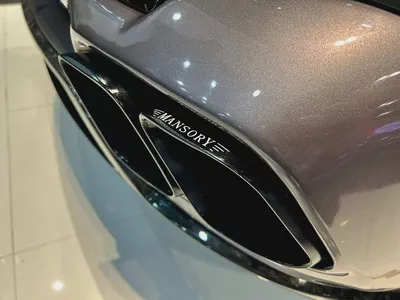 ROLLS ROYCE CULLINAN BLACK BADGE / 2021 / 34,348KMs ONLY / STARLIGHTS / MANSORY PACKAGE-12