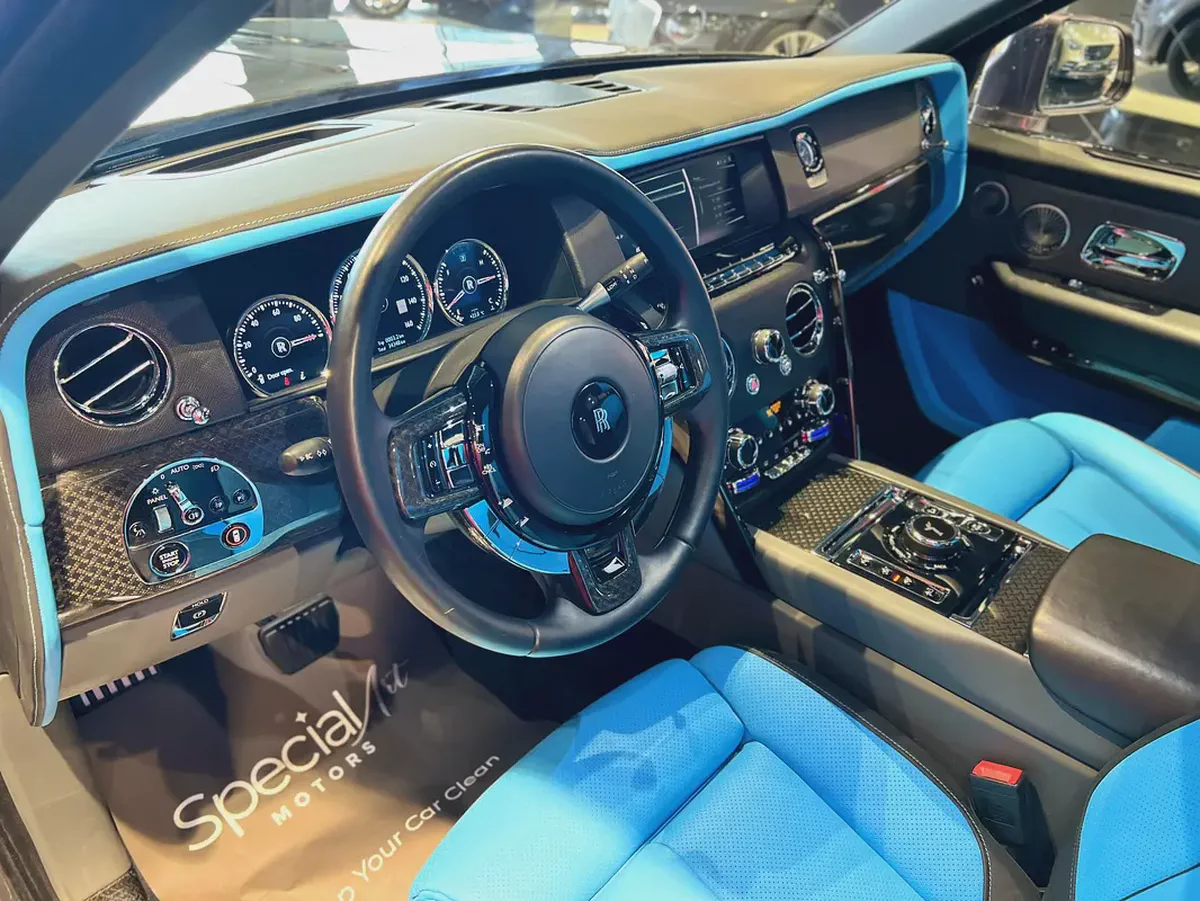 ROLLS ROYCE CULLINAN BLACK BADGE / 2021 / 34,348KMs ONLY / STARLIGHTS / MANSORY PACKAGE-4-4