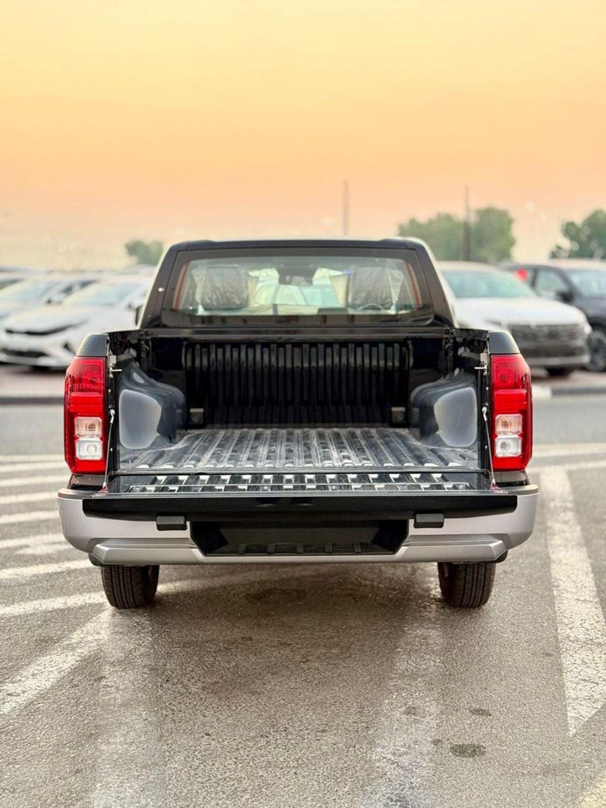 Mitsubishi L200 L200 PETROL 2.4L  4×4   2026 available all colour-6-0