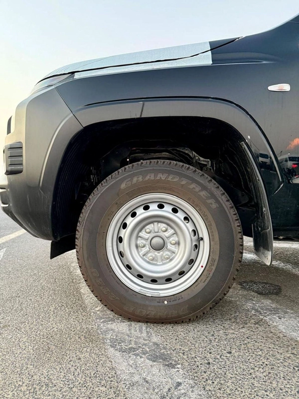 Mitsubishi L200 L200 PETROL 2.4L  4×4   2026 available all colour