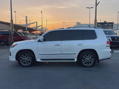 لكزس LX570 ابيضLexus LX 570 Sport 2014 | GCC Specs | Excellent Condition-2