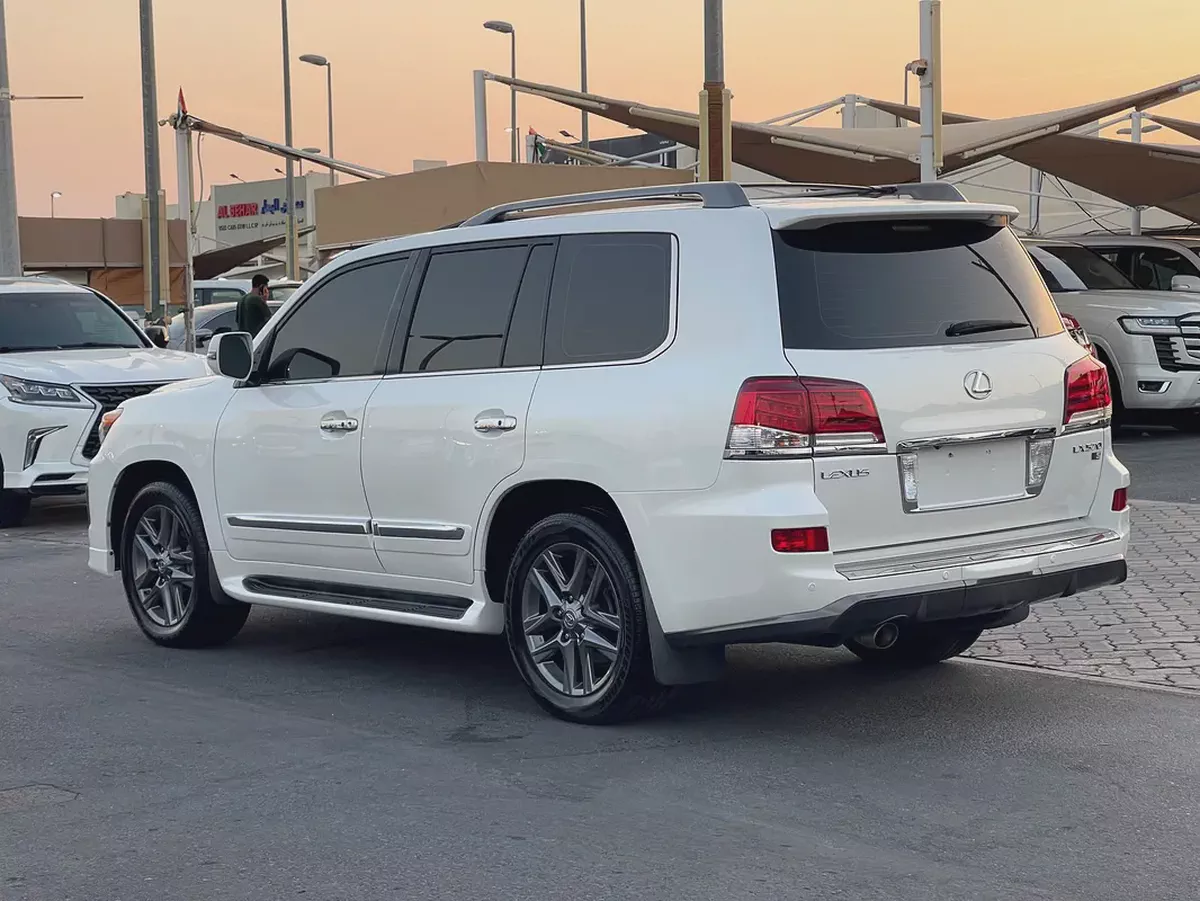لكزس LX570 ابيضLexus LX 570 Sport 2014 | GCC Specs | Excellent Condition-3-3