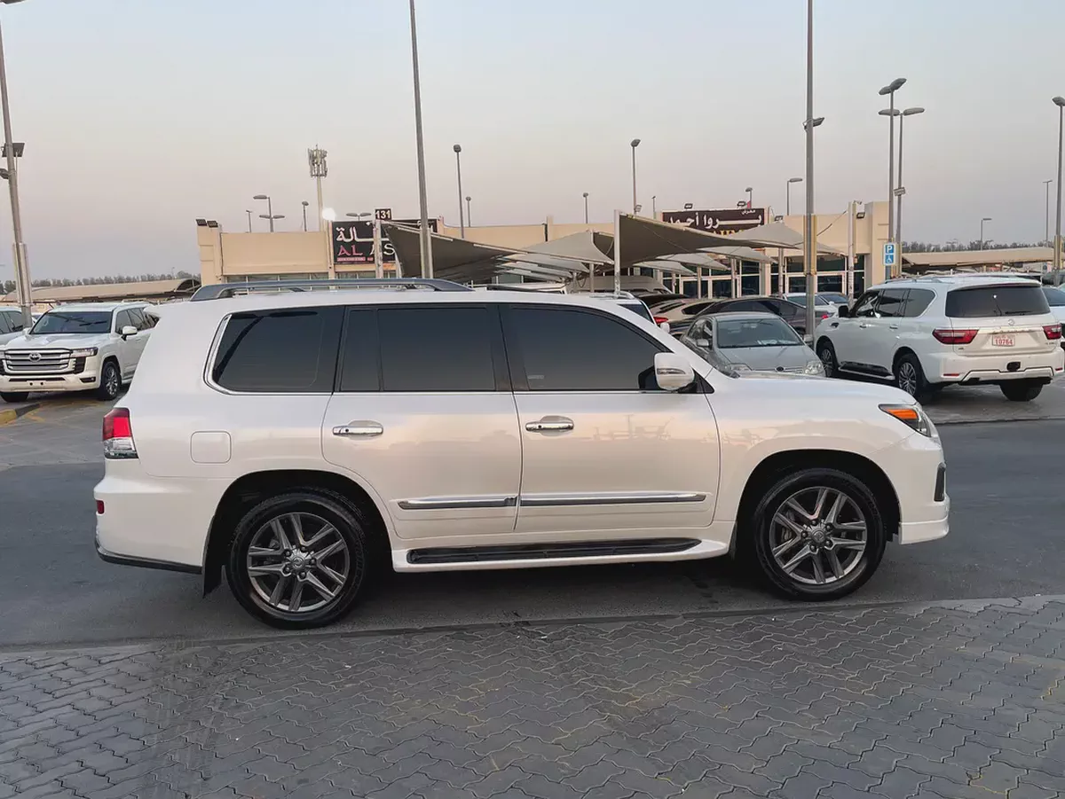 لكزس LX570 ابيضLexus LX 570 Sport 2014 | GCC Specs | Excellent Condition-6-6