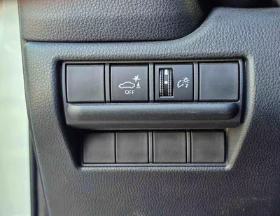 Toyota Prado TXR TOYOTA PRADO URBAN ROUND LIGHTS FABRIC SEATS SMALL DVD BASIC E OM PETROL AT 2.4L V4 4WD (CODE # P24U-24