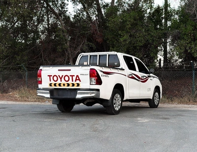 Toyota Hilux GLX Automatic | 2.7 L | 2020 | GCC | Accident-Free | In Excellent Condition | 1092 P.M-13