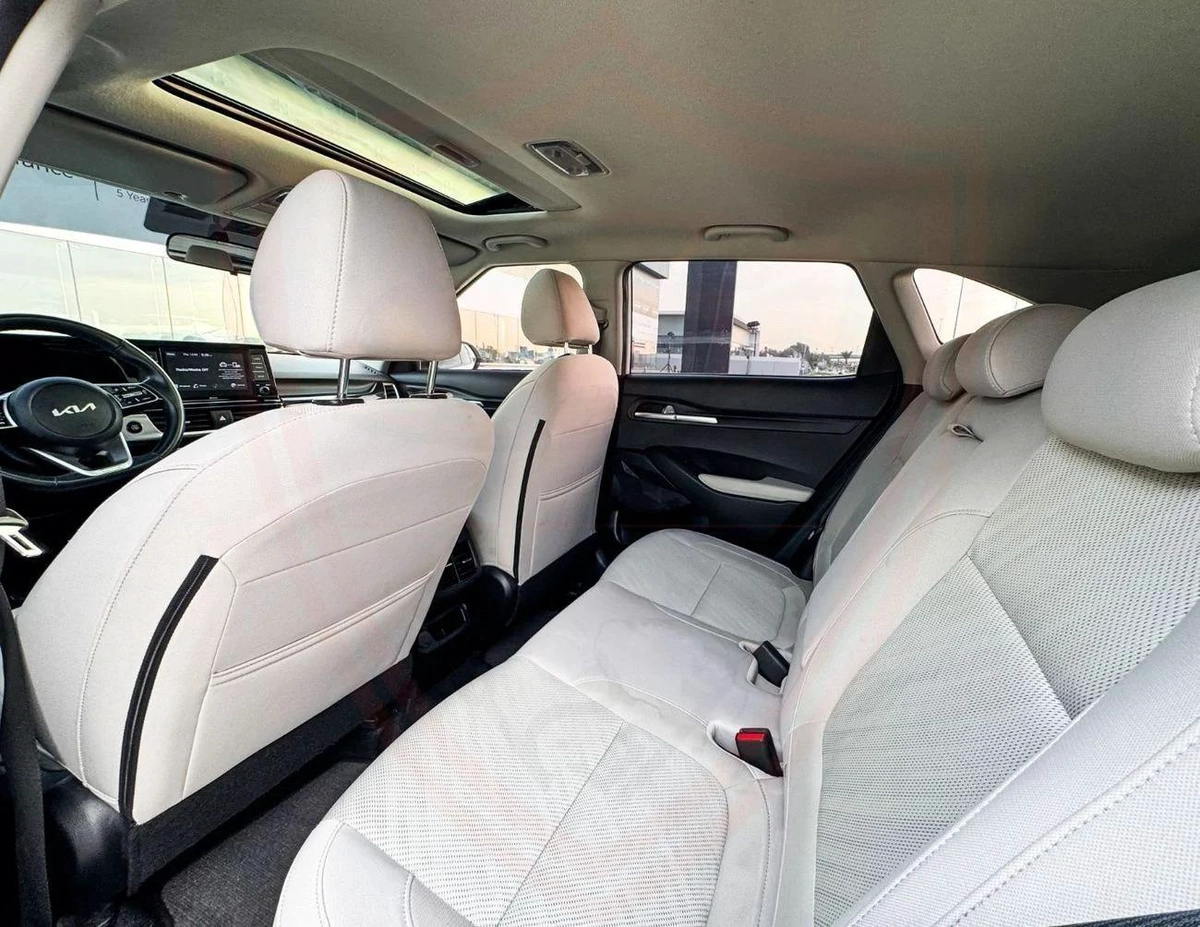 Kia Seltos LX 1.6L Kia Seltos | 1.6 L | 2023 | GCC | Accident-Free | In Excellent Condition-10-10