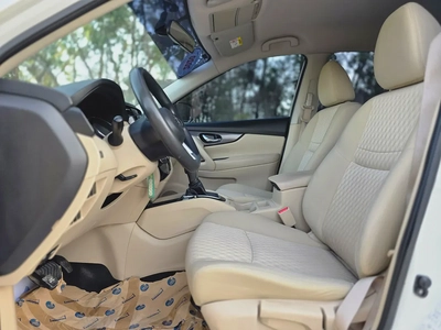 Nissan X-Trail S 2020 GCC Specs - Reliable Family SUV-8
