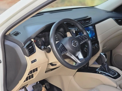 Nissan X-Trail S 2020 GCC Specs - Reliable Family SUV-10