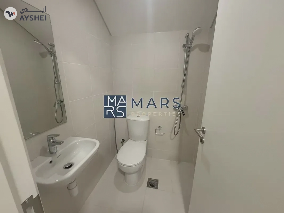 | BRAND NEW | 3 BEDROOM END UNIT | PRIME LOCATION |-19-19