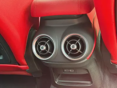2019 Pristine Alfa Romeo Stelvio S | GCC Specs-17