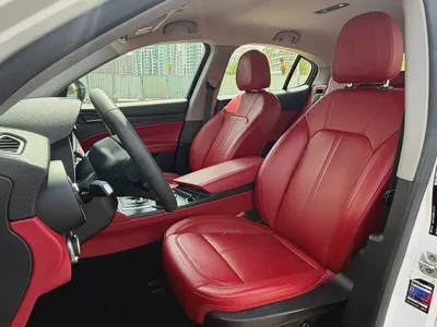 2019 Pristine Alfa Romeo Stelvio S | GCC Specs-7
