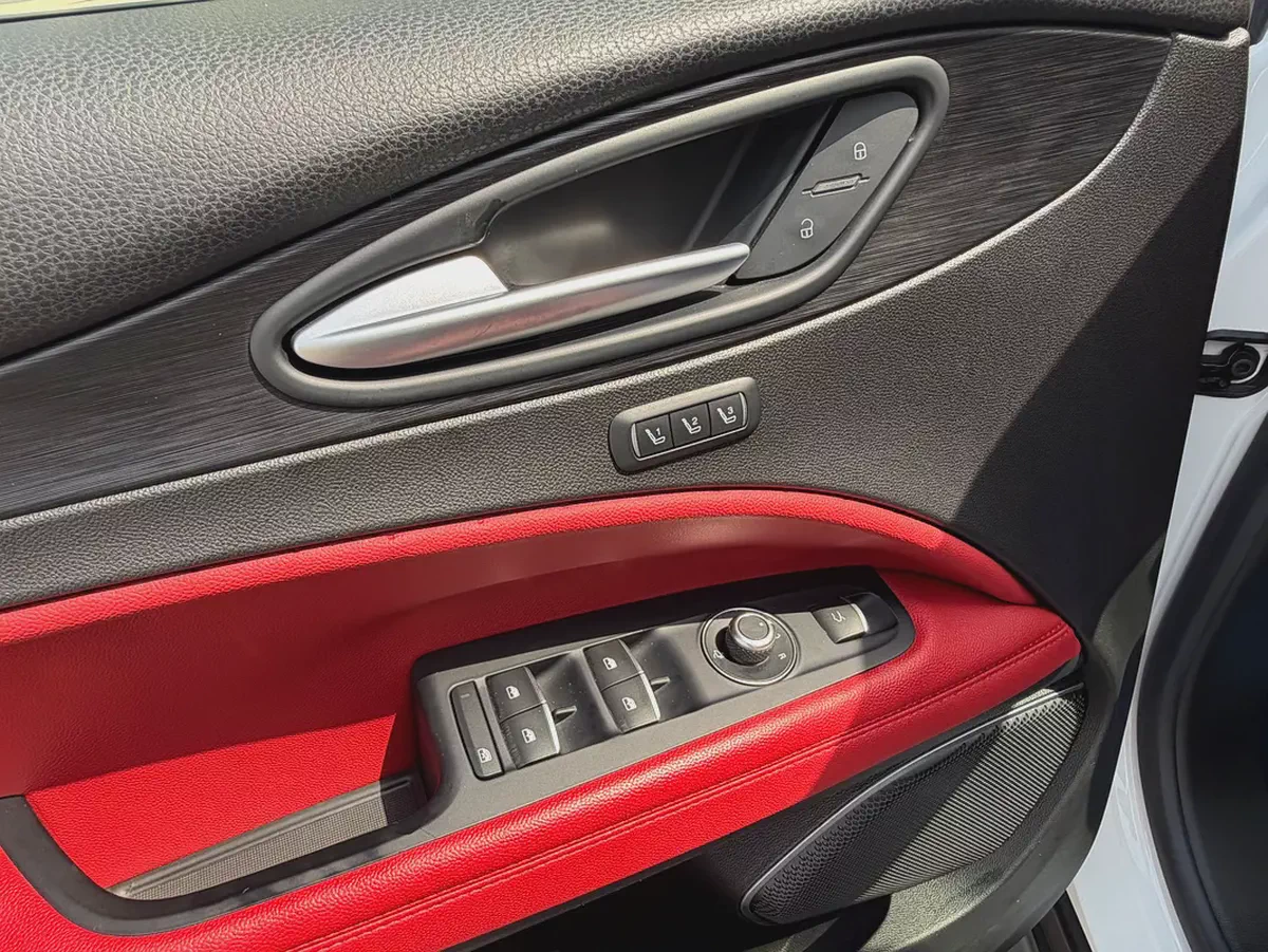 2019 Pristine Alfa Romeo Stelvio S | GCC Specs-15-15