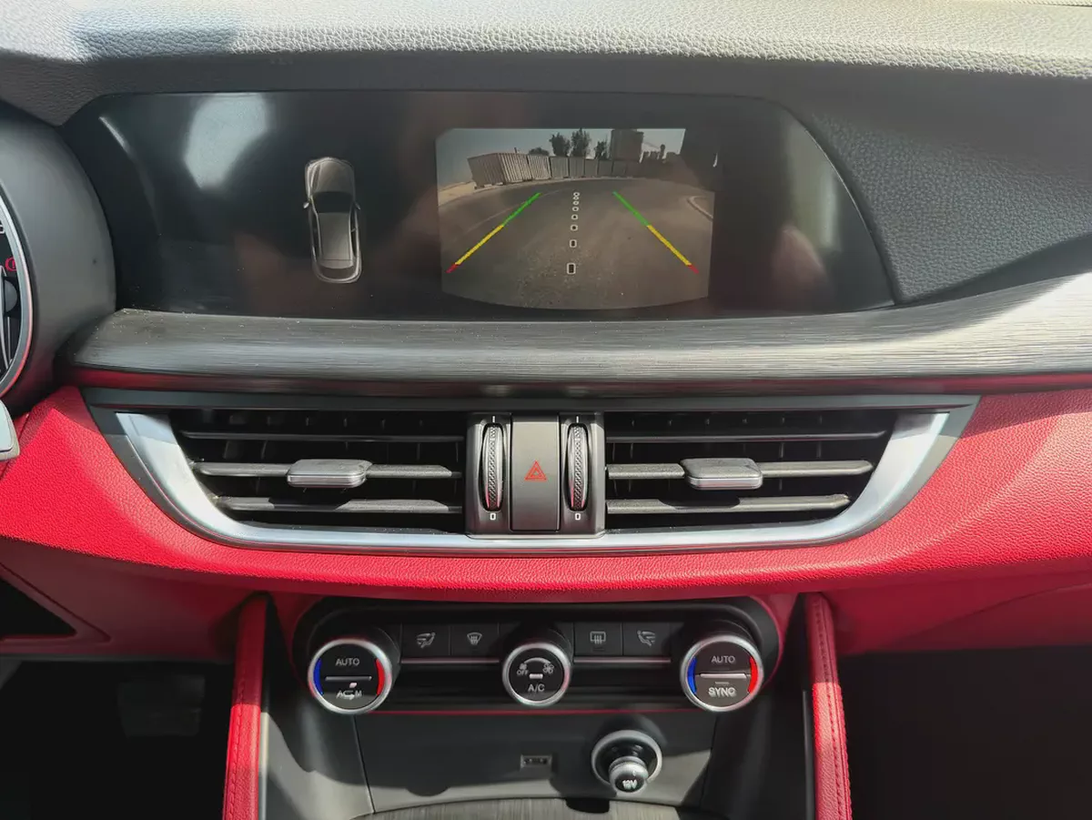 2019 Pristine Alfa Romeo Stelvio S | GCC Specs-8-8