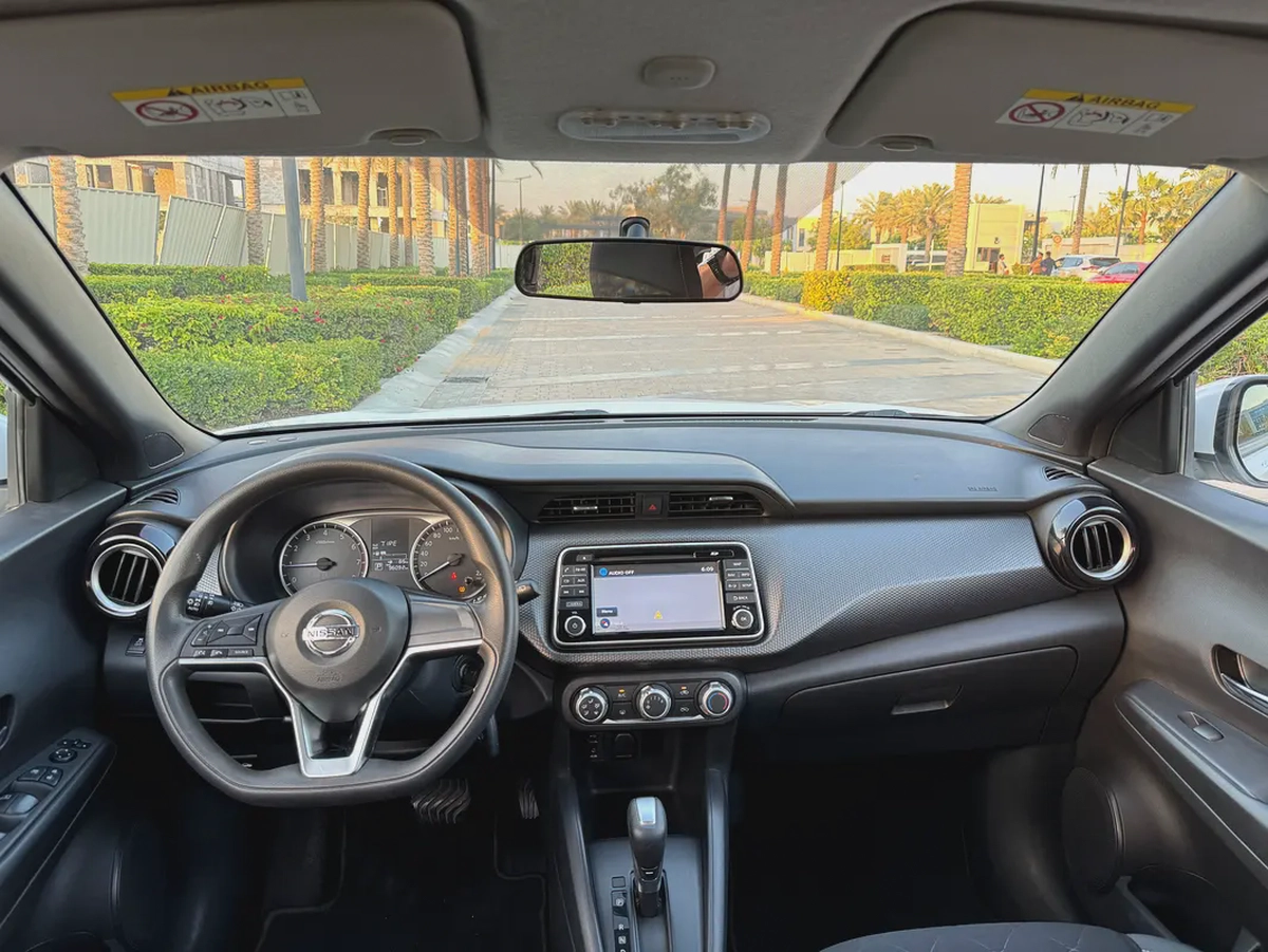 Nissan Kicks 2020 white Full Options// Clean Car-9-9