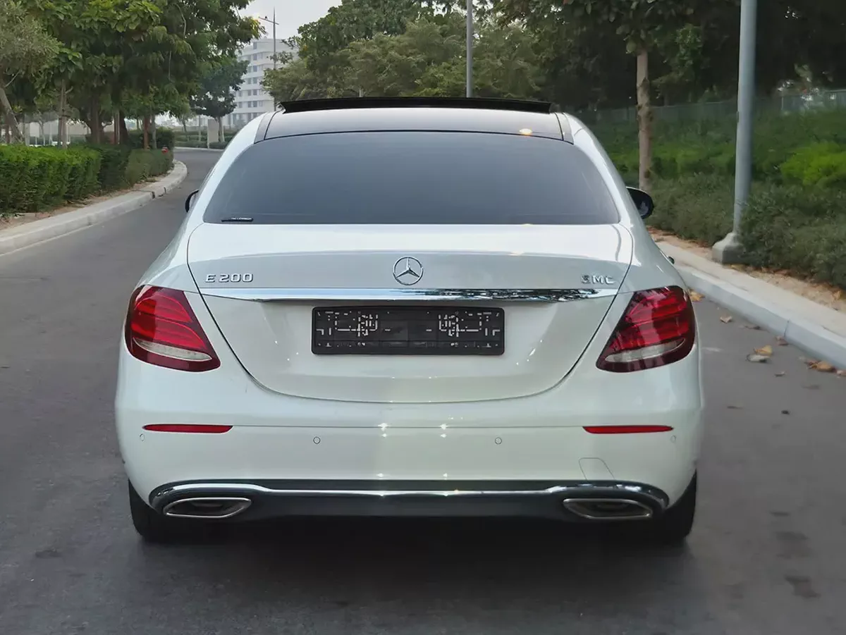 مرسيدس E200 موديل 2019 خليجي بحالة الوكالة مالك اول-3-3