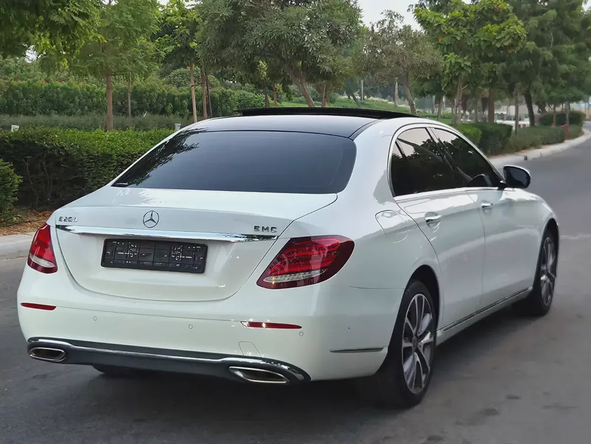 مرسيدس E200 موديل 2019 خليجي بحالة الوكالة مالك اول-5-5