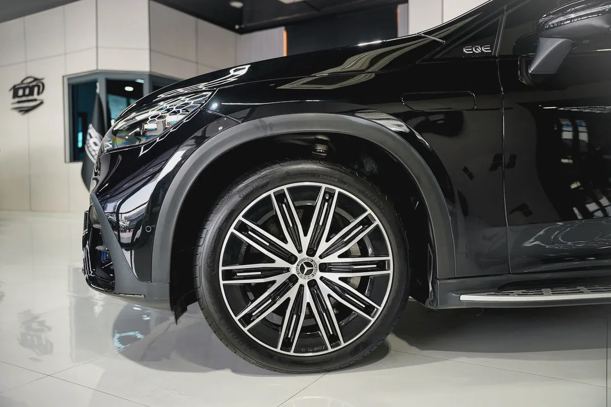 2023 Mercedes-Benz EQE 350+ | GCC Specs | Pristine Condition-17-17