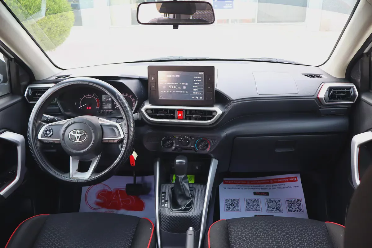 Toyota Raize 2023 G GCC Specs-5-5