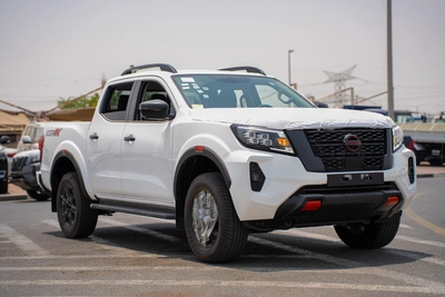 NISSAN NAVARA 2.5 DIESEL PRO4X 4X4 AT 2025-16