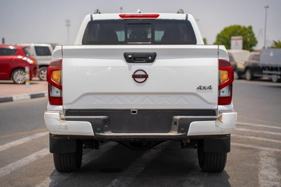NISSAN NAVARA 2.5 DIESEL PRO4X 4X4 AT 2025-3