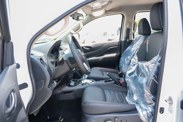 NISSAN NAVARA 2.5 DIESEL PRO4X 4X4 AT 2025