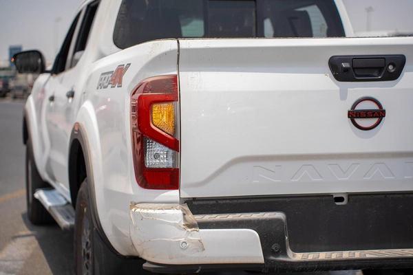 NISSAN NAVARA 2.5 DIESEL PRO4X 4X4 AT 2025