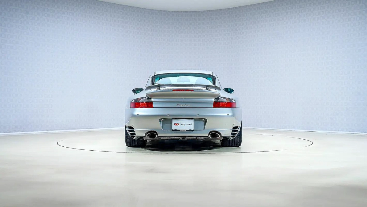 Porsche Carrera / 911 Turbo-2-2