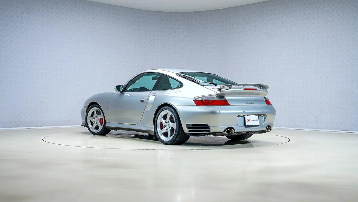 Porsche Carrera / 911 Turbo-5-5