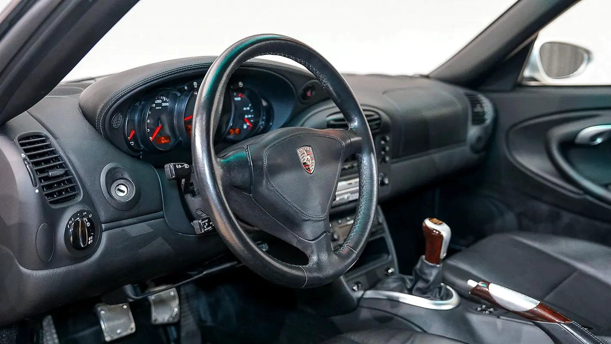Porsche Carrera / 911 Turbo-4-4