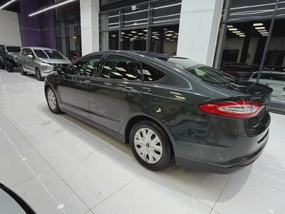 Ford Fusion SE 2017 GCC Specs-4