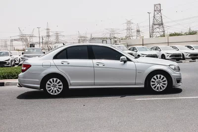 2009 Mercedes-Benz C-Class C250 | Japanese Specs | Pristine Condition-3