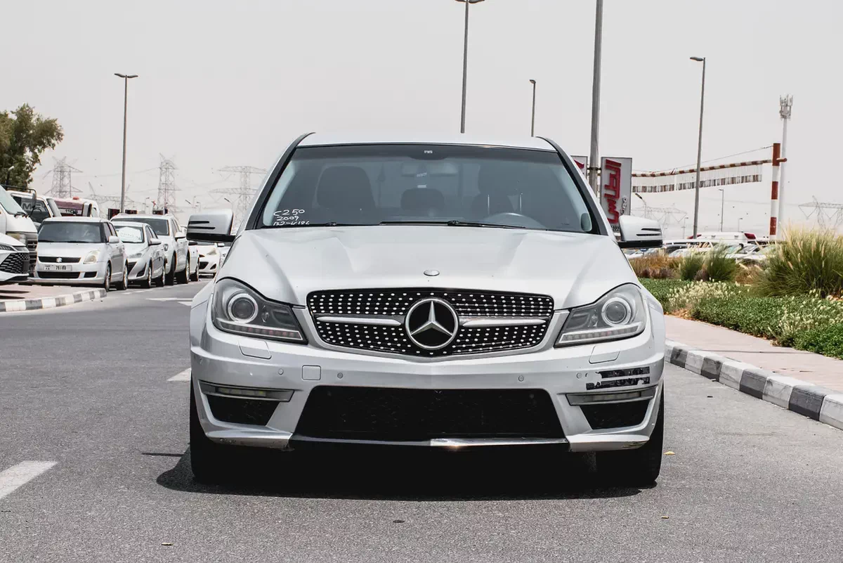2009 Mercedes-Benz C-Class C250 | Japanese Specs | Pristine Condition-1-1