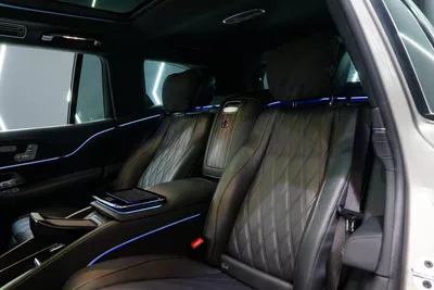 Mercedes-Benz Maybach GLS 600 Night Series-10