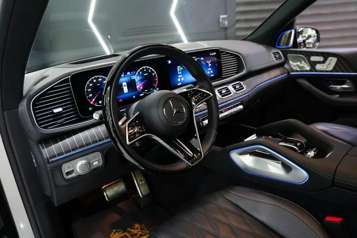 Mercedes-Benz Maybach GLS 600 Night Series-11-11