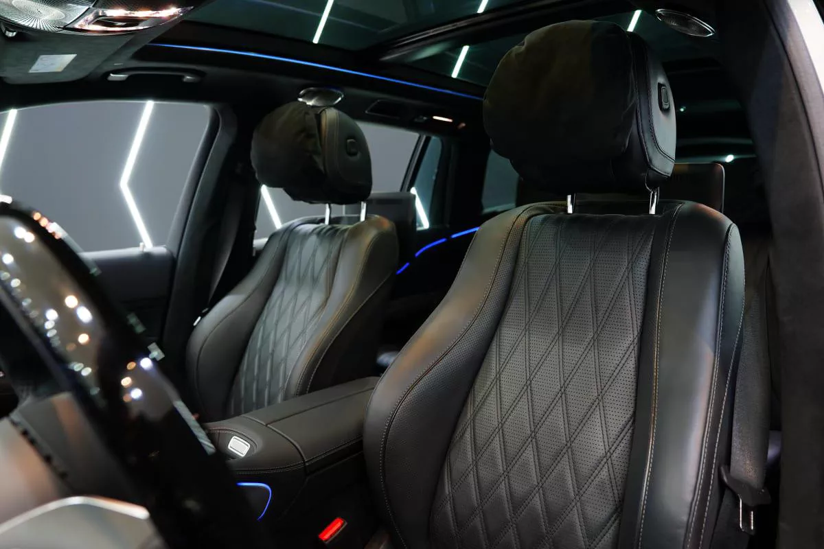 Mercedes-Benz Maybach GLS 600 Night Series-2-2