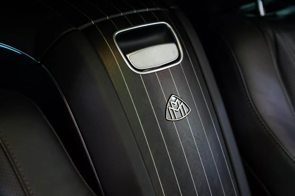 Mercedes-Benz Maybach GLS 600 Night Series-16-16