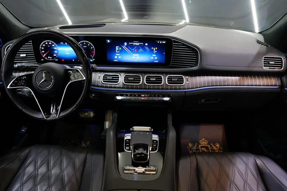 Mercedes-Benz Maybach GLS 600 Night Series-9-9