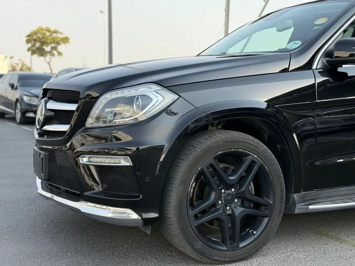 Mercedes Benz GL550-13-0