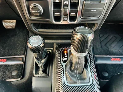 Jeep Gladiator OVERLAND-11