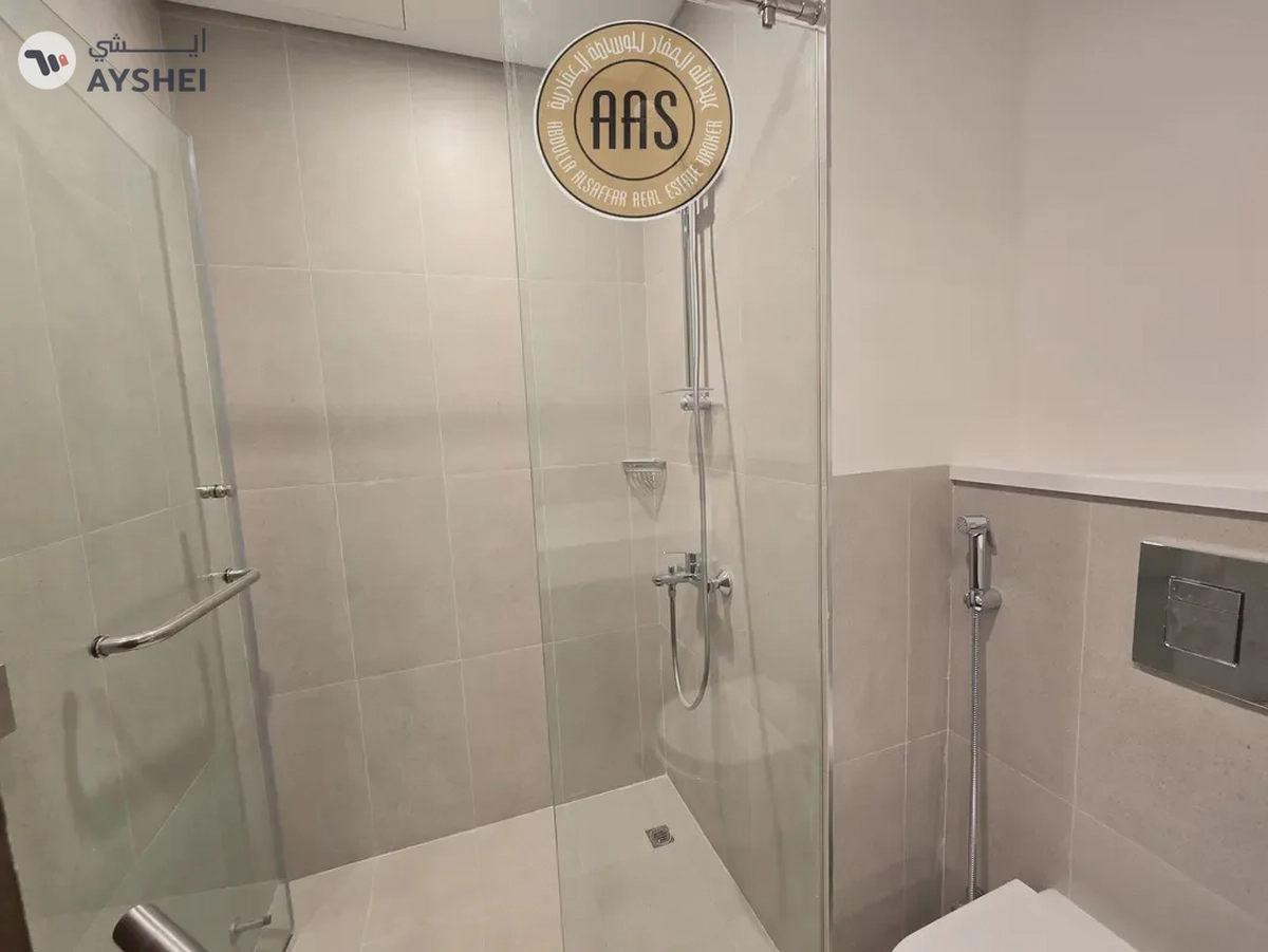 Burj Khalifa view maid room 2bhk 3bathrooms 135k balcony wardrobes 1parking free-2-2