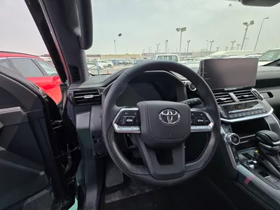 TOYOTA LAND CRUISER LC300 VXR 3.5L PETROL 2026-5