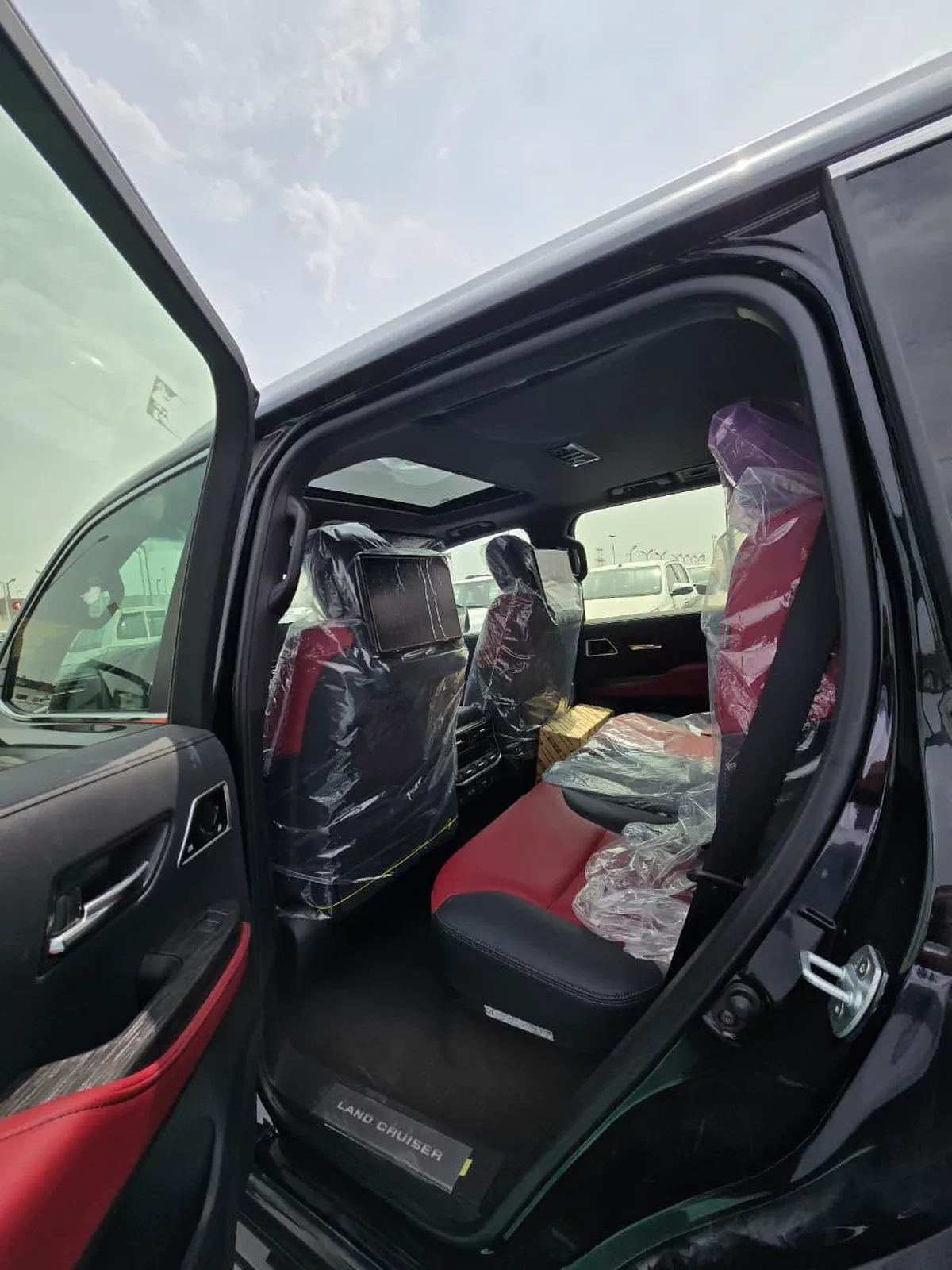 TOYOTA LAND CRUISER LC300 VXR 3.5L PETROL 2026-1-1