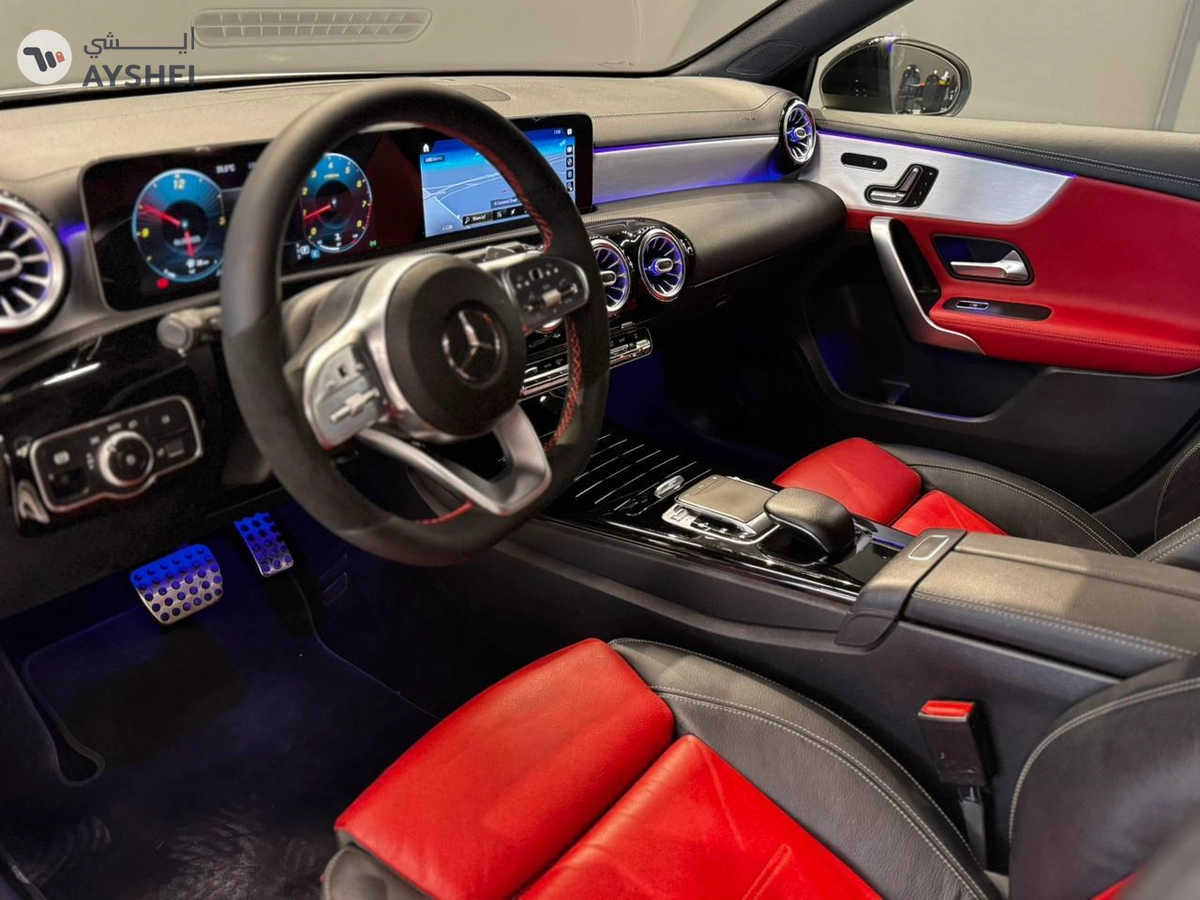 Mercedes-Benz CLA 250 2020-4-4