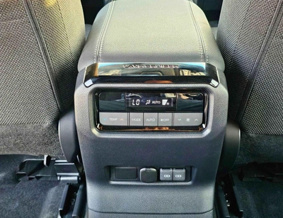 Toyota Prado VXR ALL ROUNDER TURBO STD / 2.8L DIESEL V4 / SUNROOF / COOL BOX (CODE # P28AR2)-15