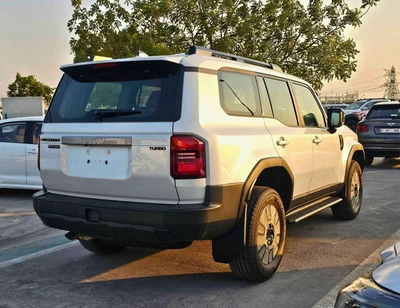 Toyota Prado VXR ALL ROUNDER TURBO STD / 2.8L DIESEL V4 / SUNROOF / COOL BOX (CODE # P28AR2)-4